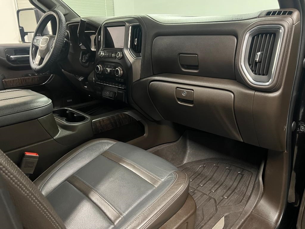 GMC Sierra 2500HD Denali Crew Cab 4WD SB 2023