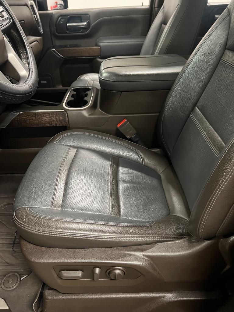 GMC Sierra 2500HD Denali Crew Cab 4WD SB 2023