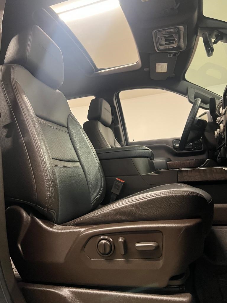 GMC Sierra 2500HD Denali Crew Cab 4WD SB 2023