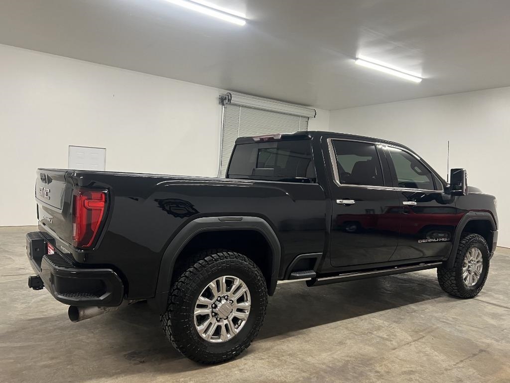 GMC Sierra 2500HD Denali Crew Cab 4WD SB 2023