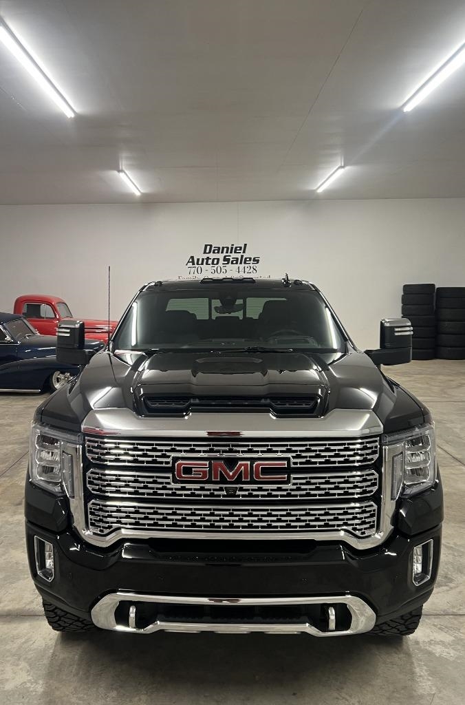 GMC Sierra 2500HD Denali Crew Cab 4WD SB 2023