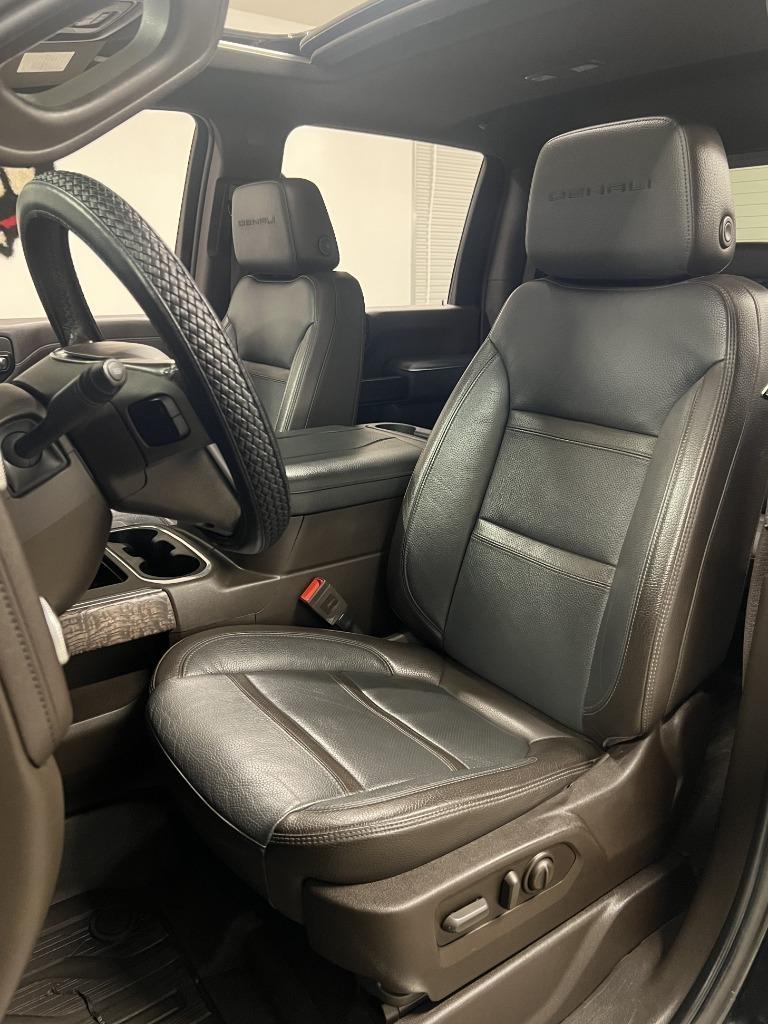 GMC Sierra 2500HD Denali Crew Cab 4WD SB 2023