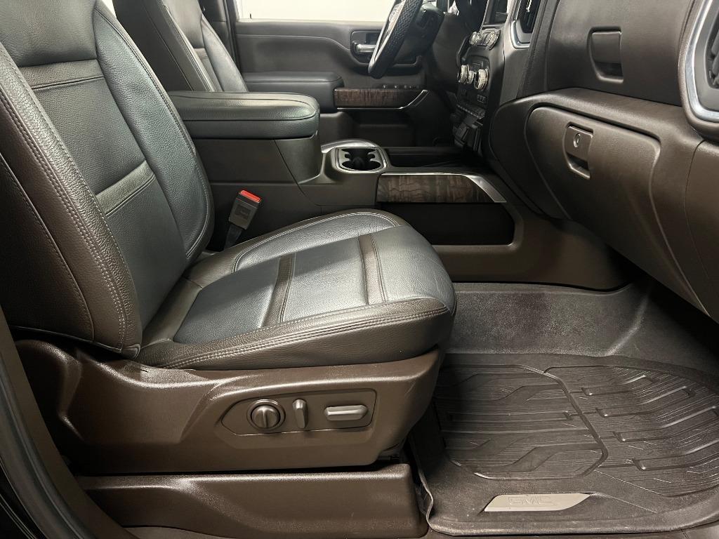 GMC Sierra 2500HD Denali Crew Cab 4WD SB 2023