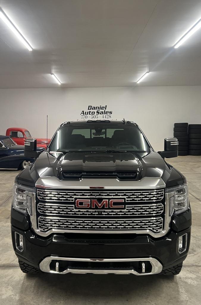 GMC Sierra 2500HD Denali Crew Cab 4WD SB 2023