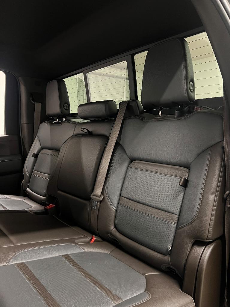 GMC Sierra 2500HD Denali Crew Cab 4WD SB 2023