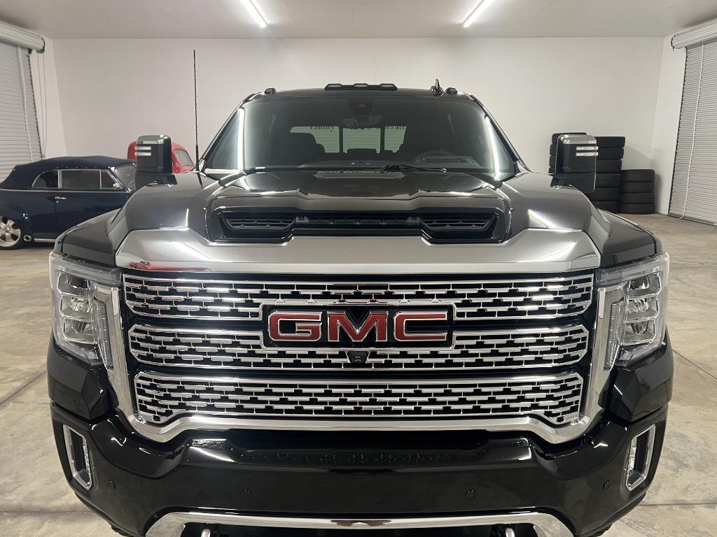 GMC Sierra 2500HD Denali Crew Cab 4WD SB 2023
