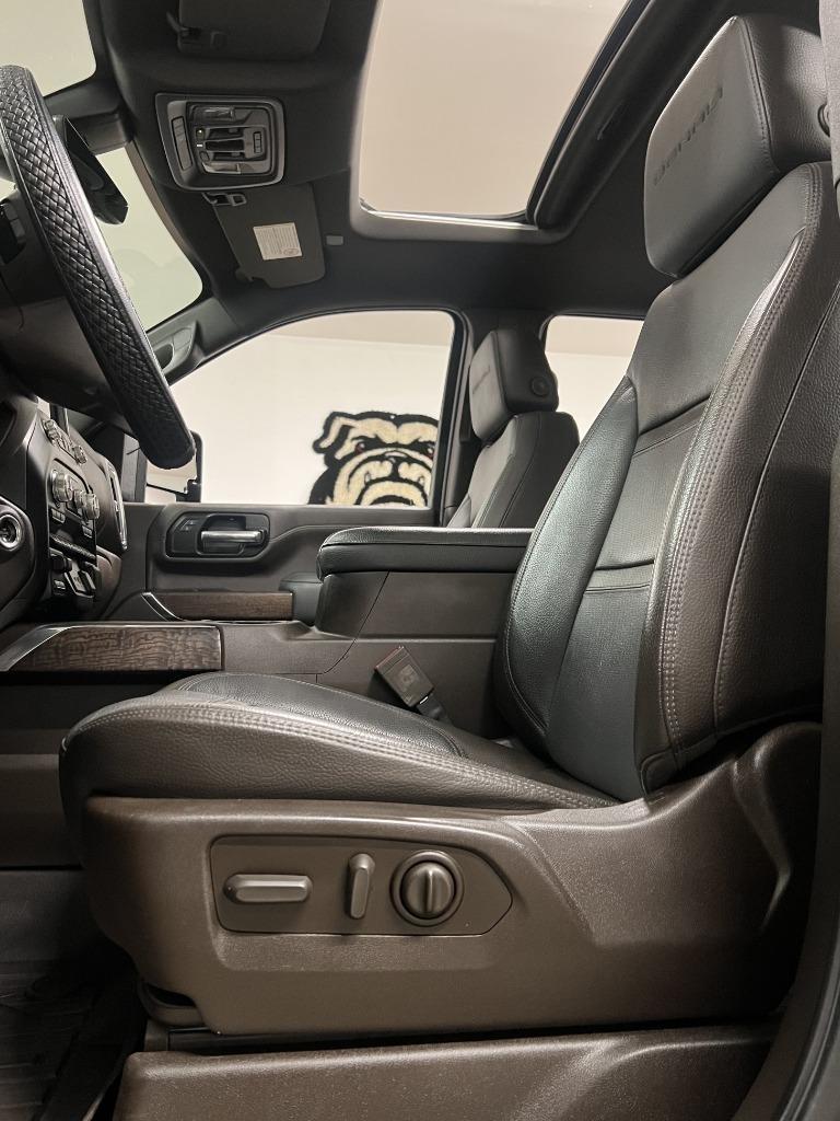 GMC Sierra 2500HD Denali Crew Cab 4WD SB 2023