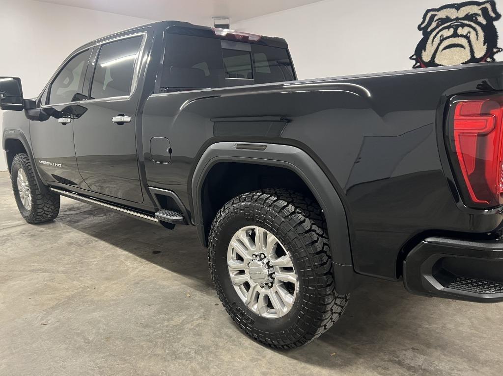 GMC Sierra 2500HD Denali Crew Cab 4WD SB 2023