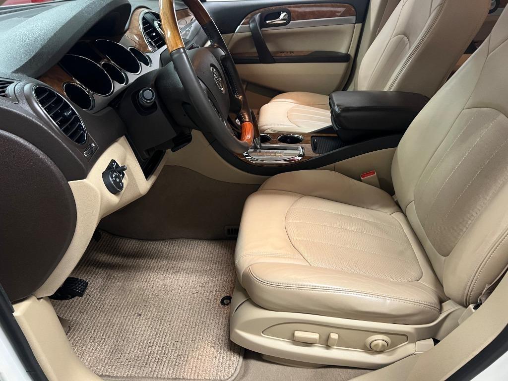Buick Enclave Leather FWD 2012