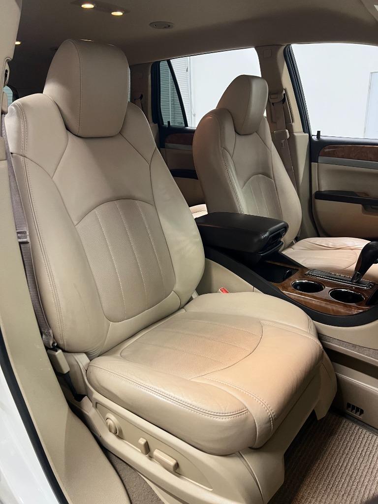 Buick Enclave Leather FWD 2012