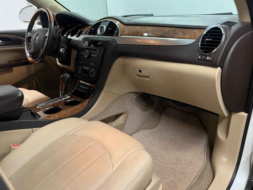 Buick Enclave Leather FWD 2012