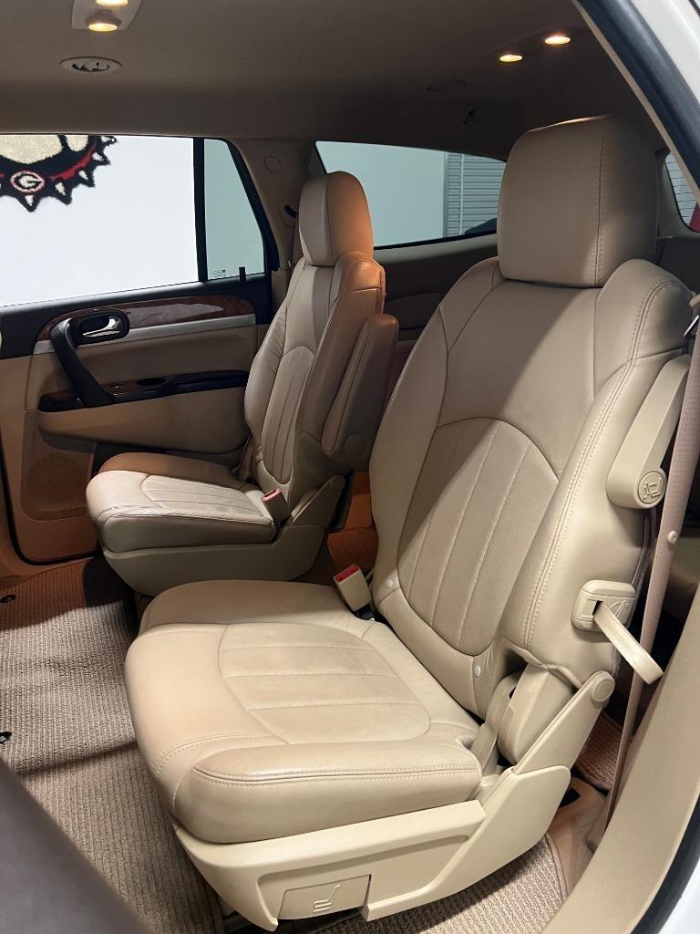 Buick Enclave Leather FWD 2012