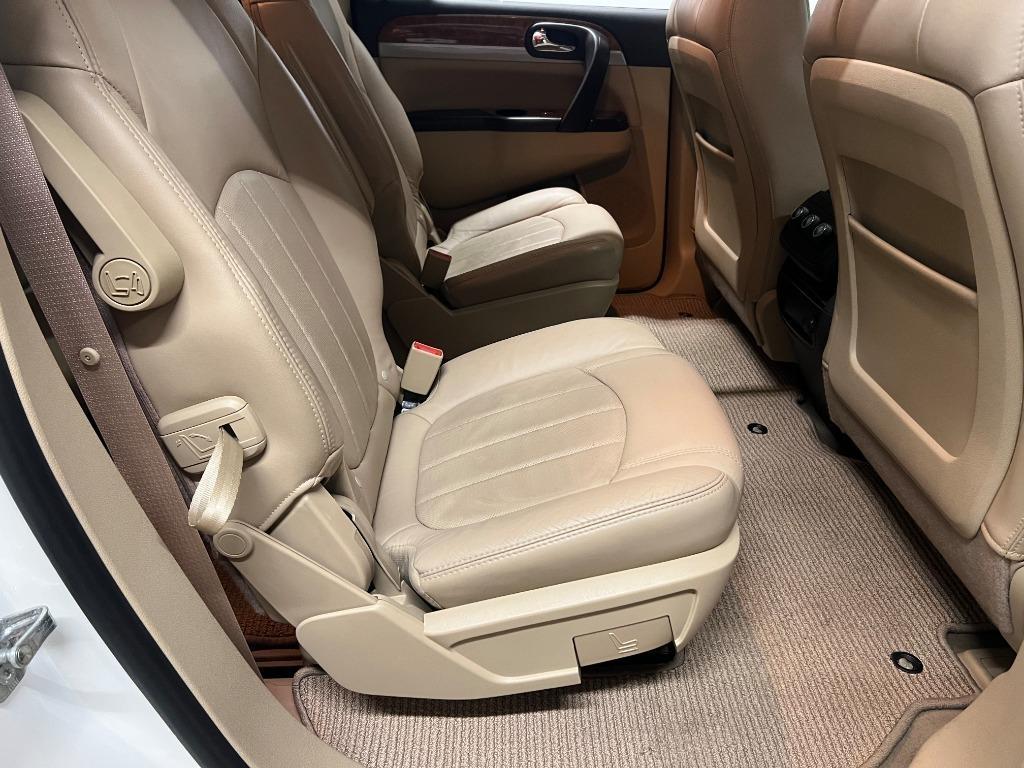 Buick Enclave Leather FWD 2012