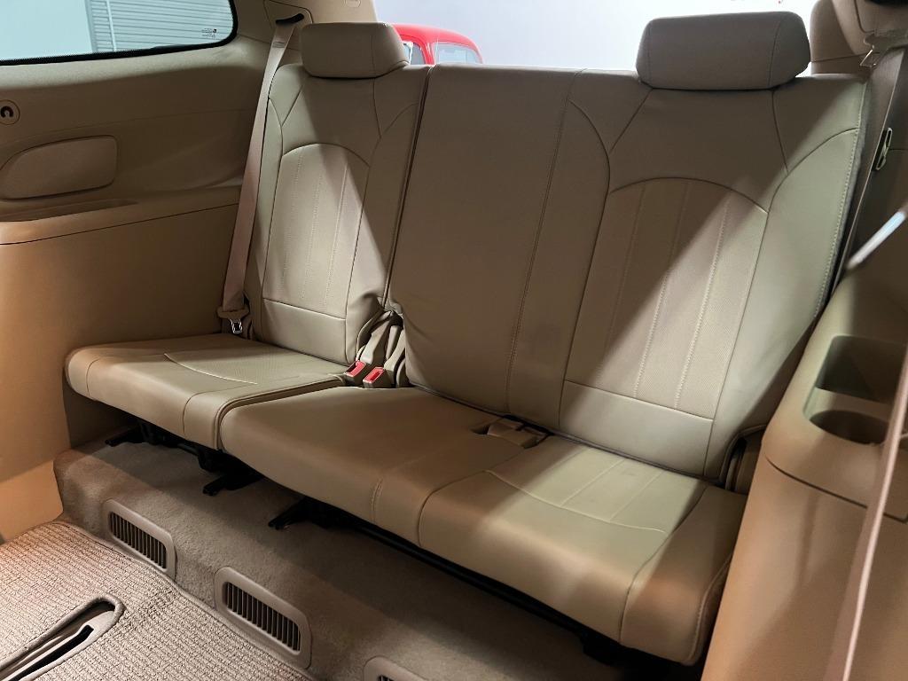 Buick Enclave Leather FWD 2012