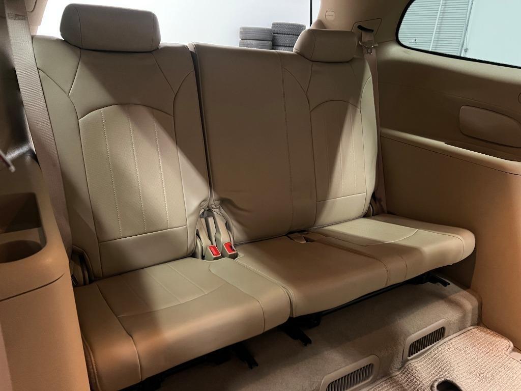 Buick Enclave Leather FWD 2012