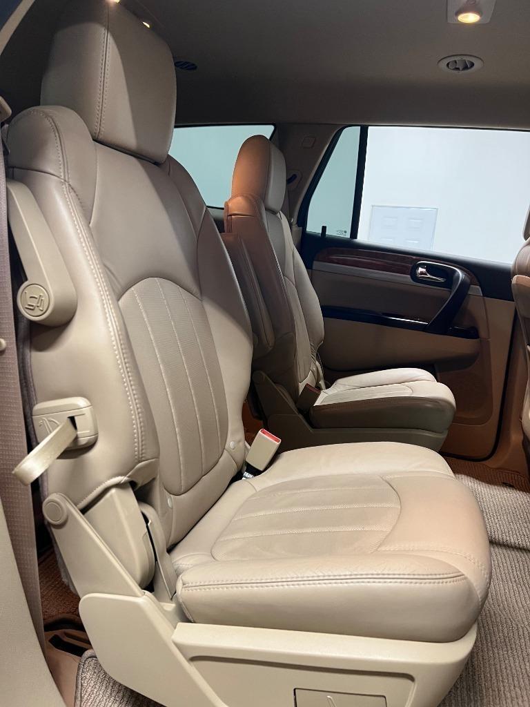 Buick Enclave Leather FWD 2012