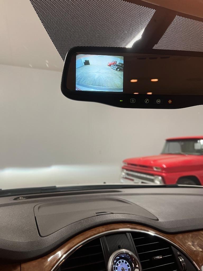 Buick Enclave Leather FWD 2012