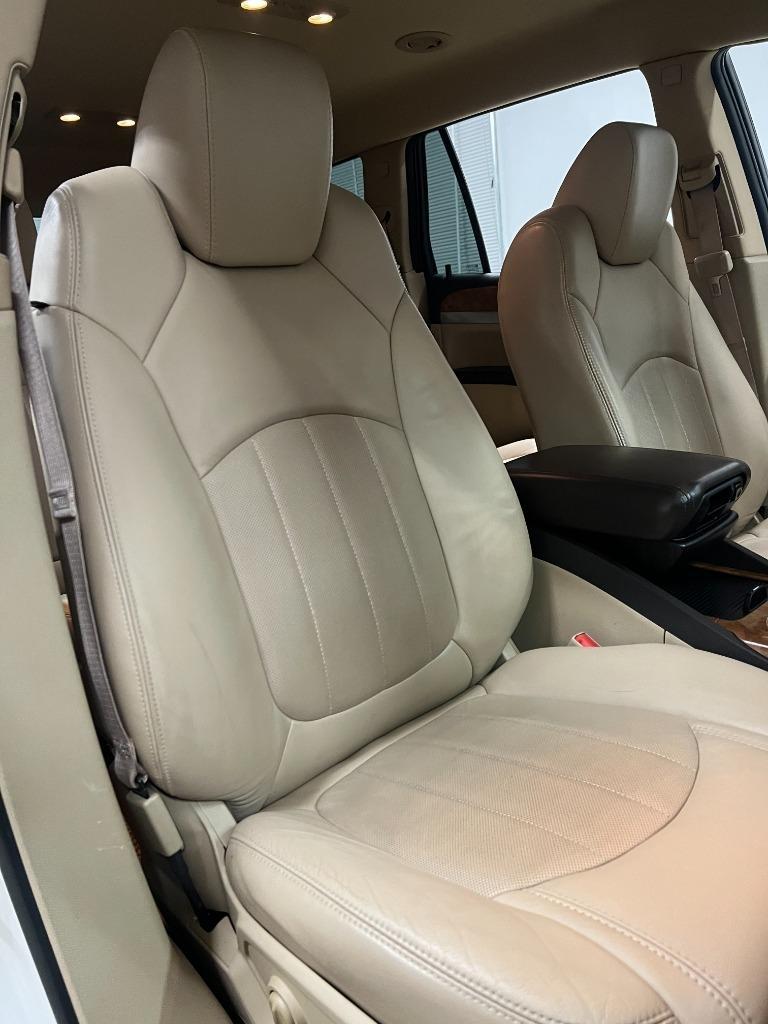 Buick Enclave Leather FWD 2012