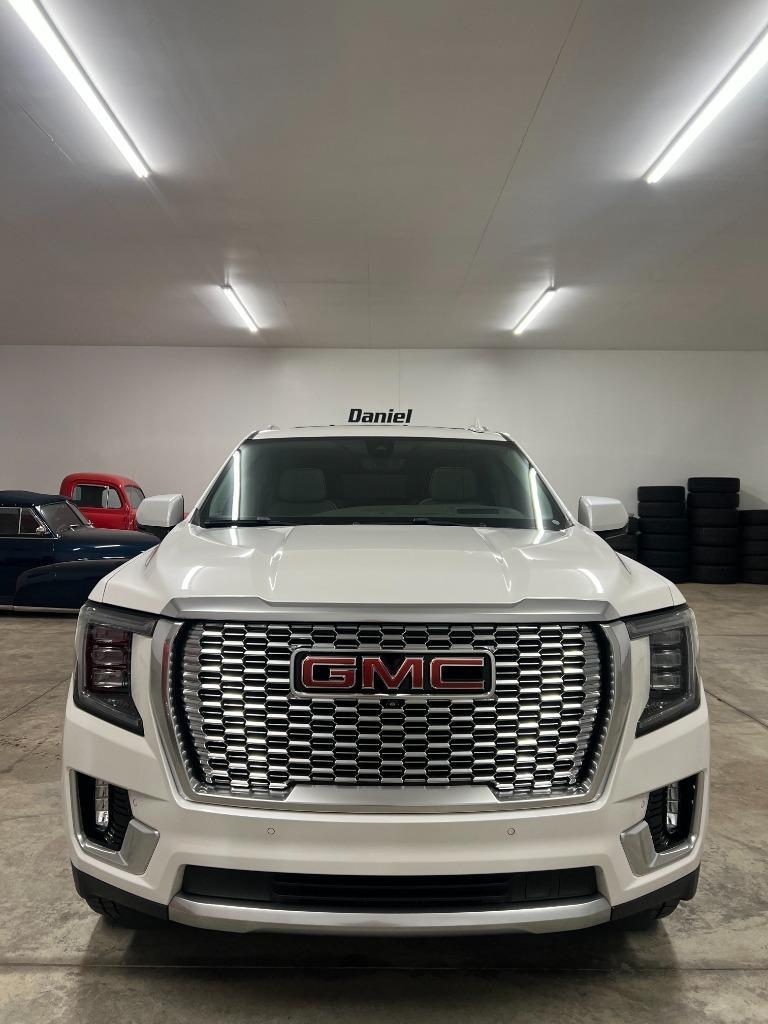 GMC Yukon XL Denali 2WD 2021