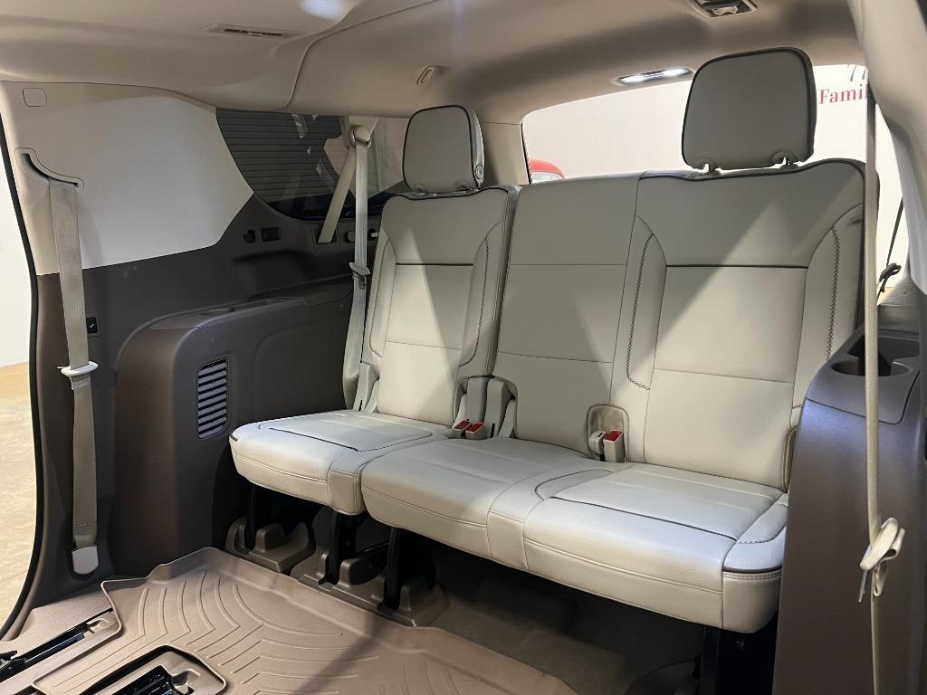 GMC Yukon XL Denali 2WD 2021