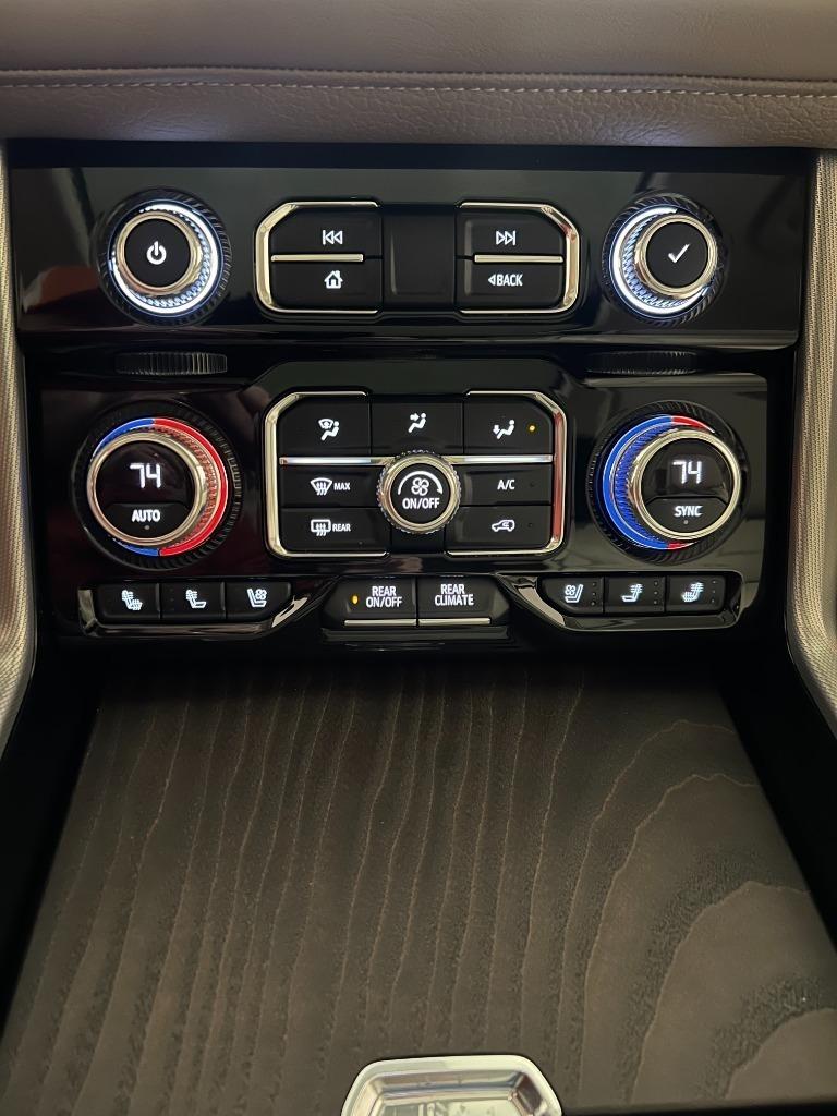 GMC Yukon XL Denali 2WD 2021