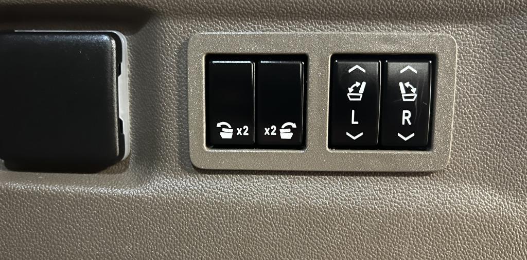 GMC Yukon XL Denali 2WD 2021