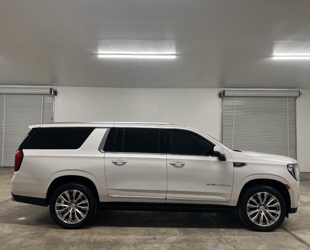 GMC Yukon XL Denali 2WD 2021