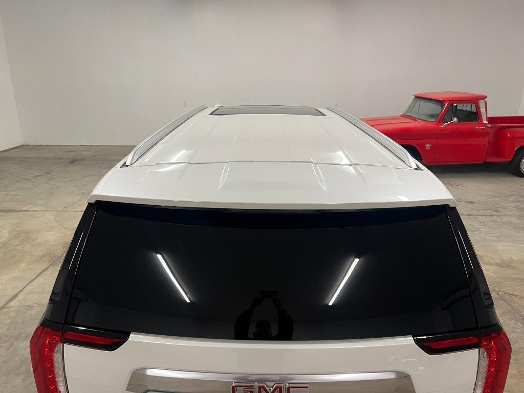 GMC Yukon XL Denali 2WD 2021