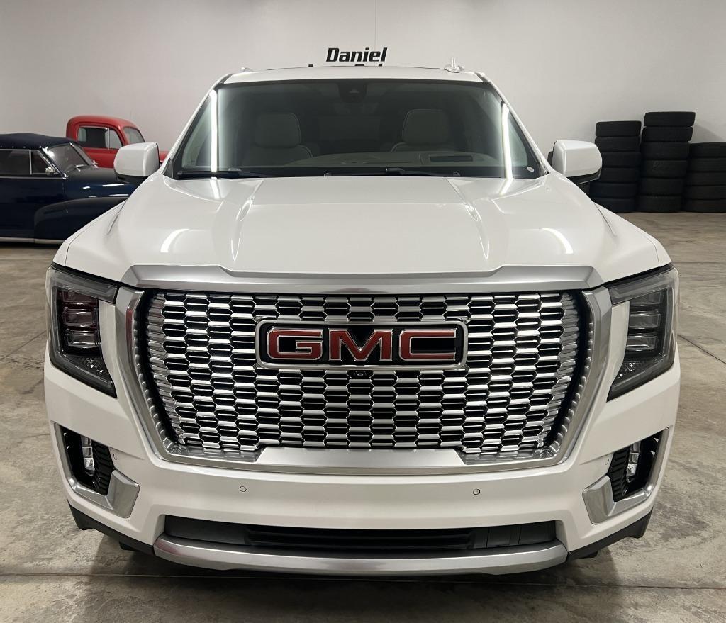 GMC Yukon XL Denali 2WD 2021