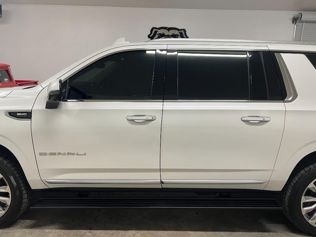 GMC Yukon XL Denali 2WD 2021