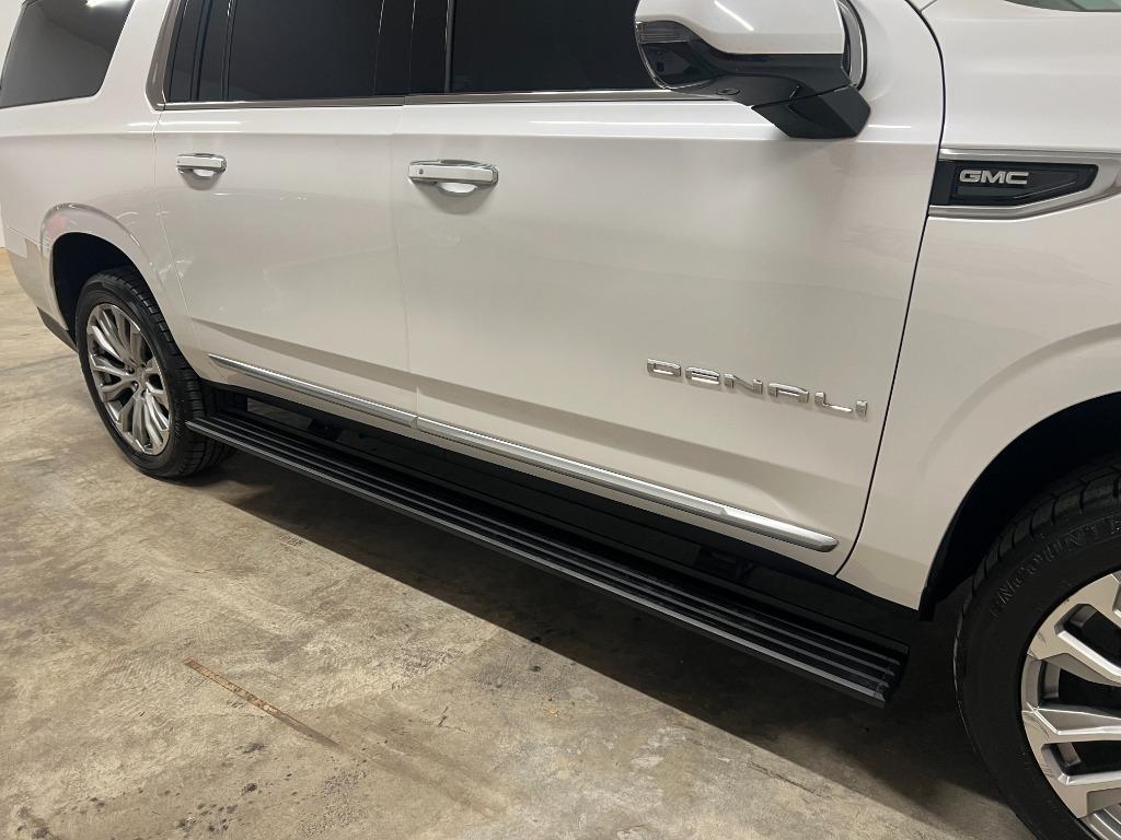 GMC Yukon XL Denali 2WD 2021