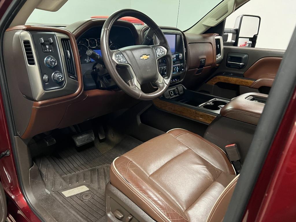 Chevrolet Silverado 2500HD LT Crew Cab 4WD 2017