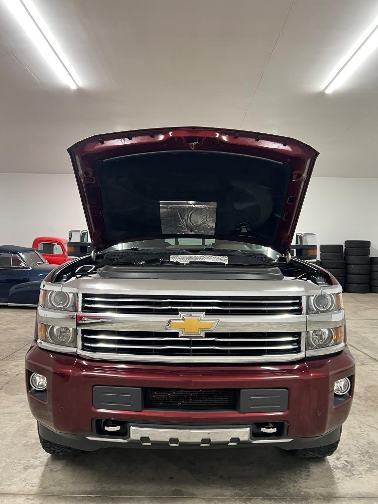 Chevrolet Silverado 2500HD LT Crew Cab 4WD 2017