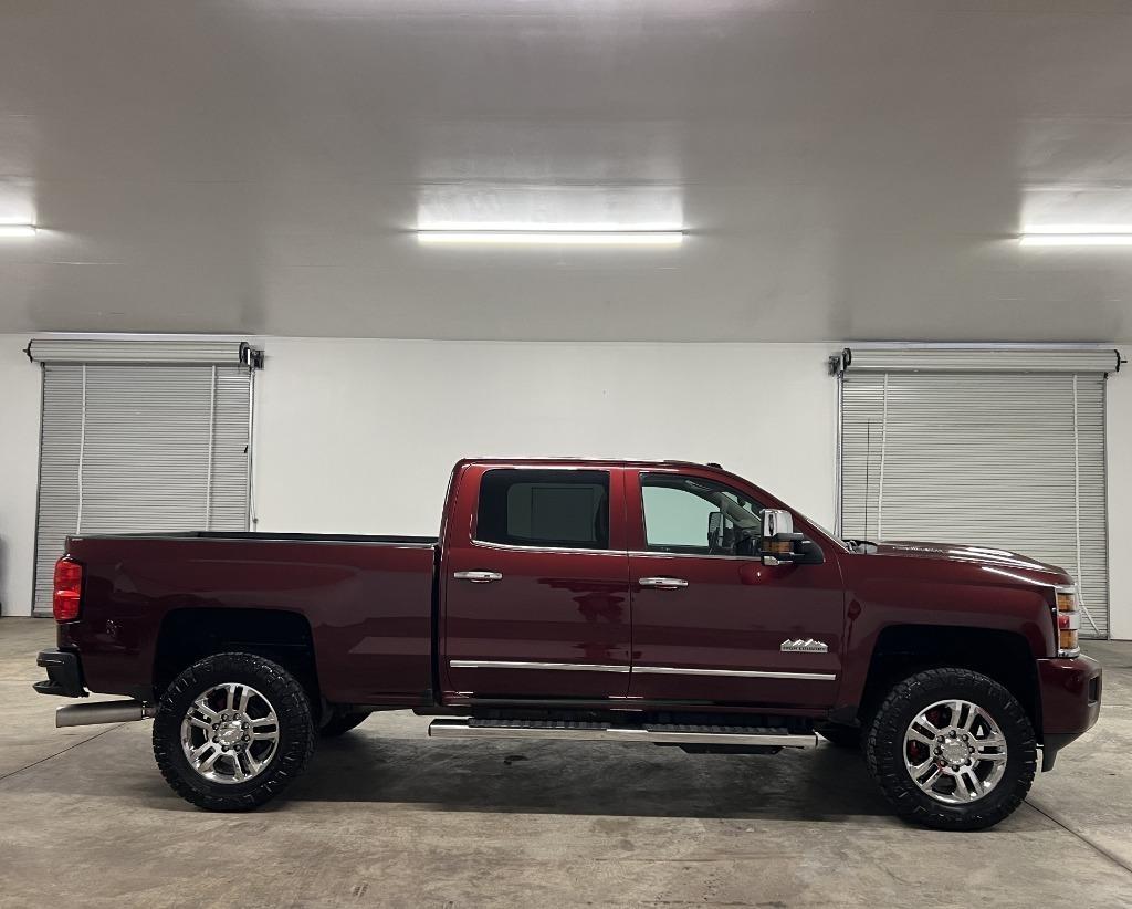 Chevrolet Silverado 2500HD LT Crew Cab 4WD 2017
