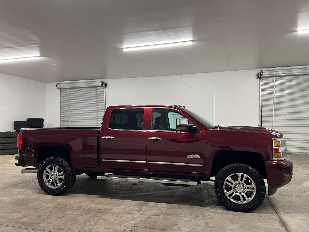 Chevrolet Silverado 2500HD LT Crew Cab 4WD 2017