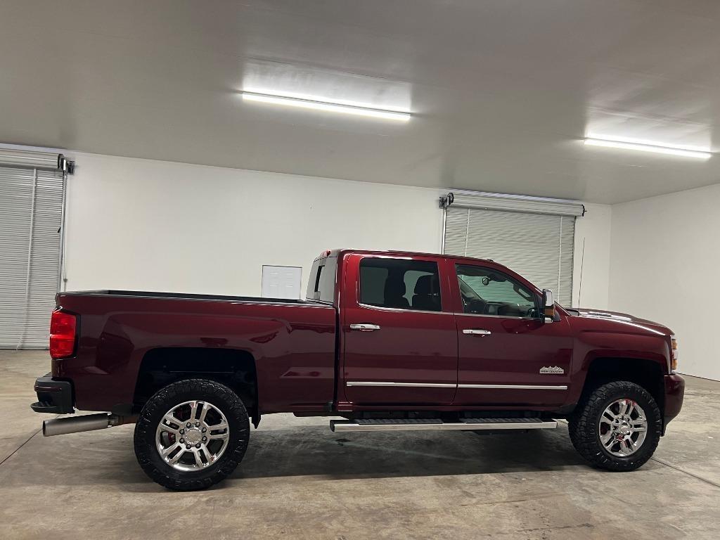 Chevrolet Silverado 2500HD LT Crew Cab 4WD 2017