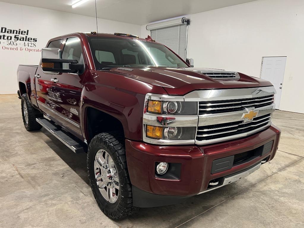 Chevrolet Silverado 2500HD LT Crew Cab 4WD 2017
