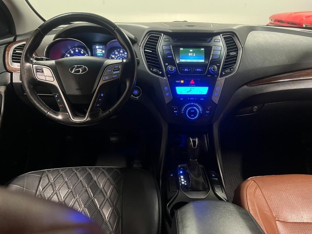 Hyundai Santa Fe GLS FWD 2014