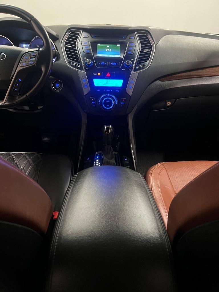 Hyundai Santa Fe GLS FWD 2014