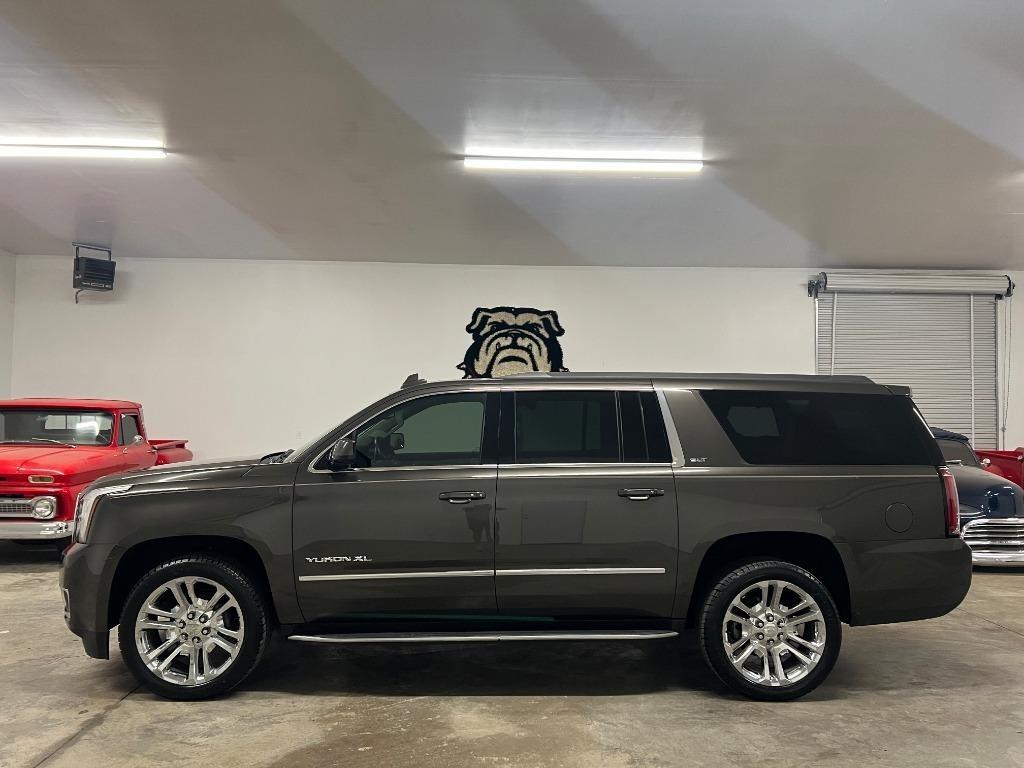 GMC Yukon XL SLT 2WD 2019