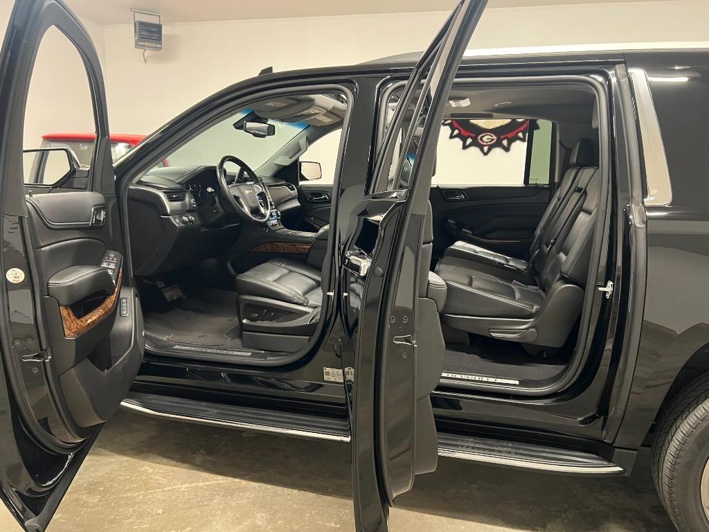 Chevrolet Suburban Premier 4WD 2019