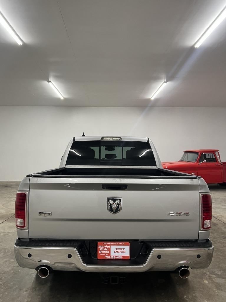 RAM 1500 Laramie Crew Cab SWB 4WD 2013