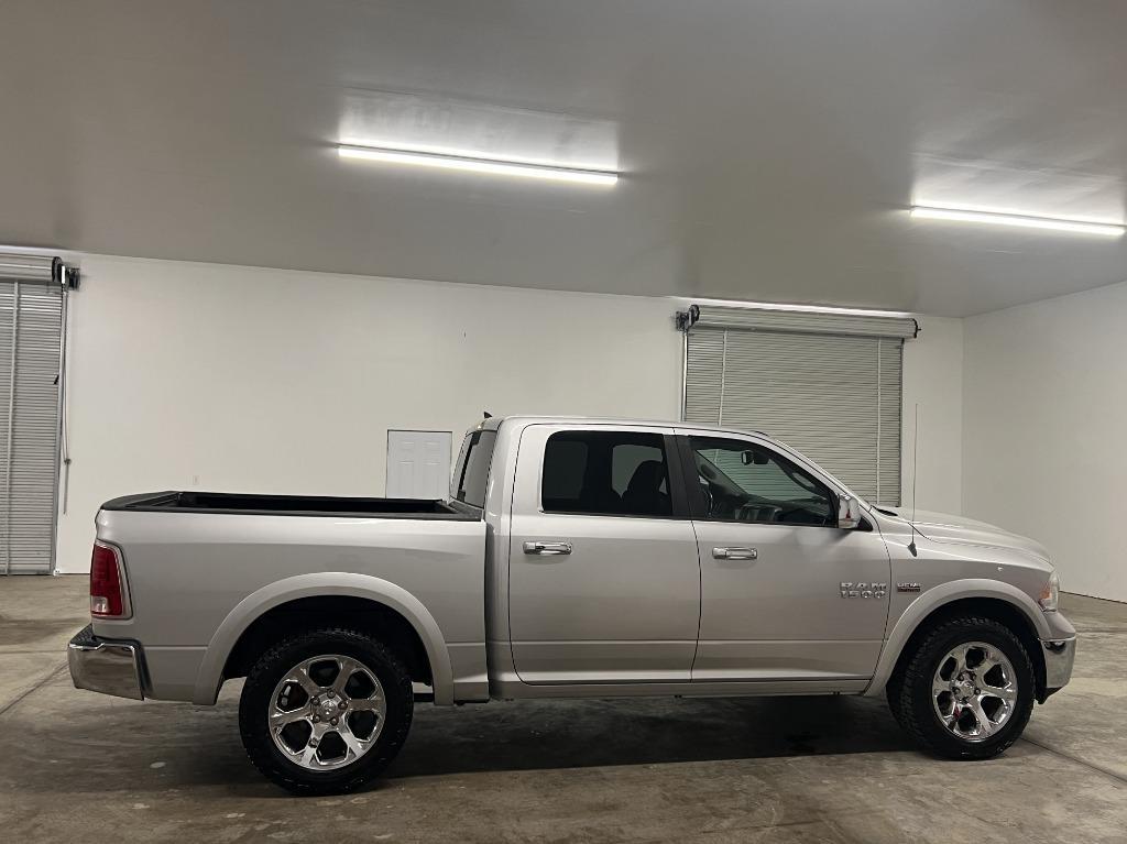 RAM 1500 Laramie Crew Cab SWB 4WD 2013