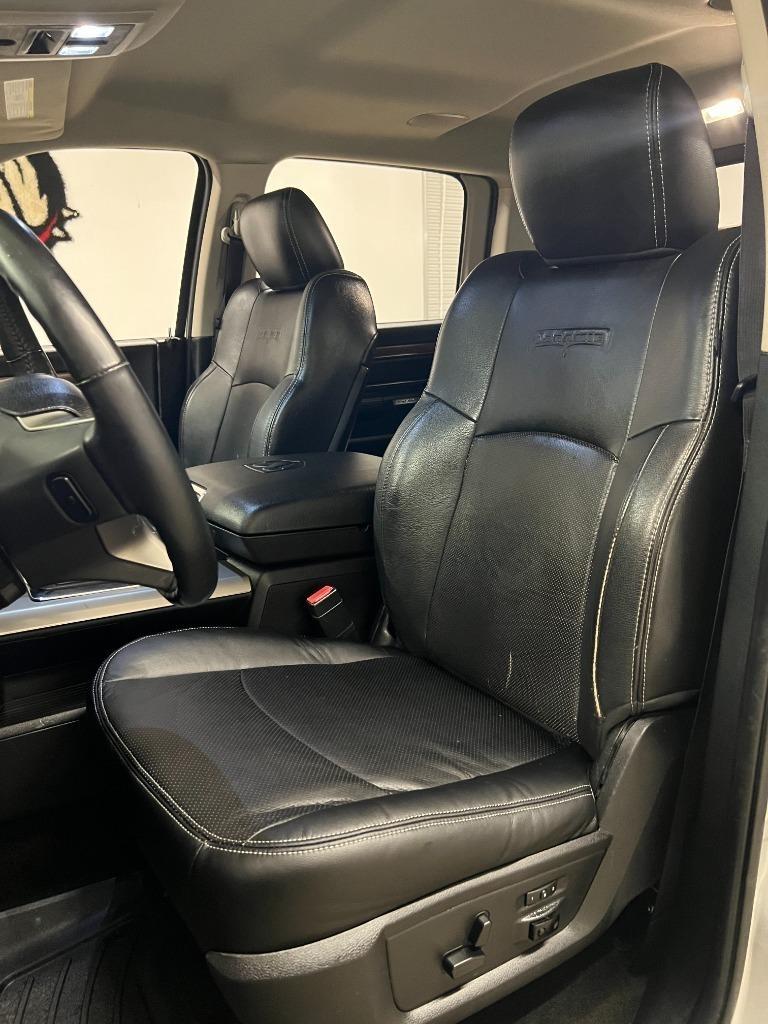 RAM 1500 Laramie Crew Cab SWB 4WD 2013