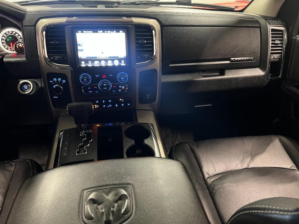 RAM 1500 Laramie Crew Cab SWB 4WD 2013