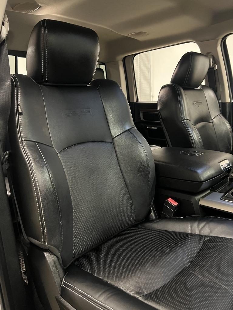 RAM 1500 Laramie Crew Cab SWB 4WD 2013