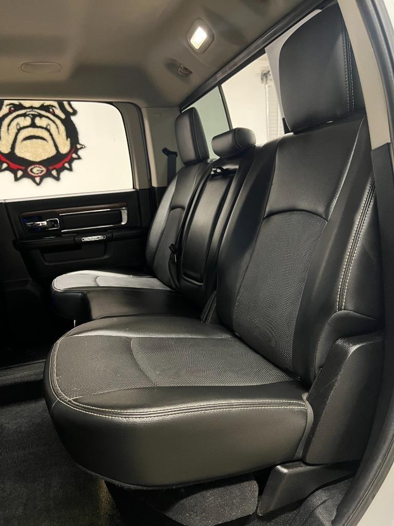 RAM 1500 Laramie Crew Cab SWB 4WD 2013