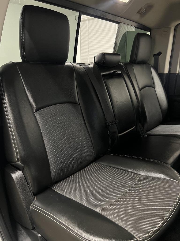 RAM 1500 Laramie Crew Cab SWB 4WD 2013