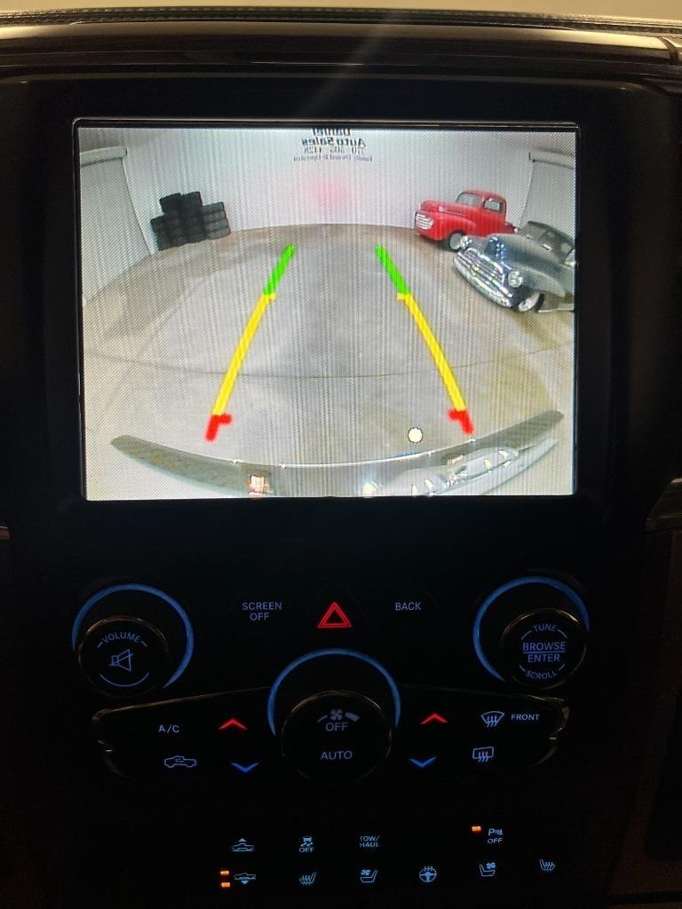 RAM 1500 Laramie Crew Cab SWB 4WD 2013