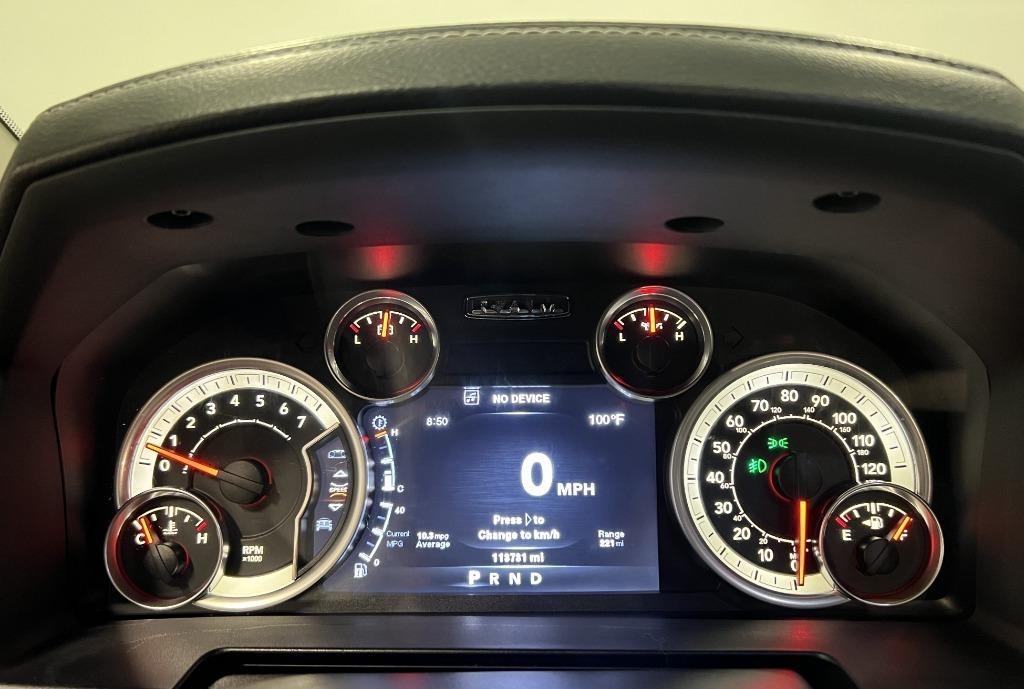 RAM 1500 Laramie Crew Cab SWB 4WD 2013